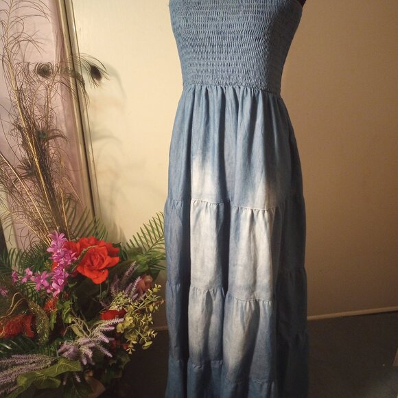 Strapless Denim Maxi Dress - Picture 3 of 3